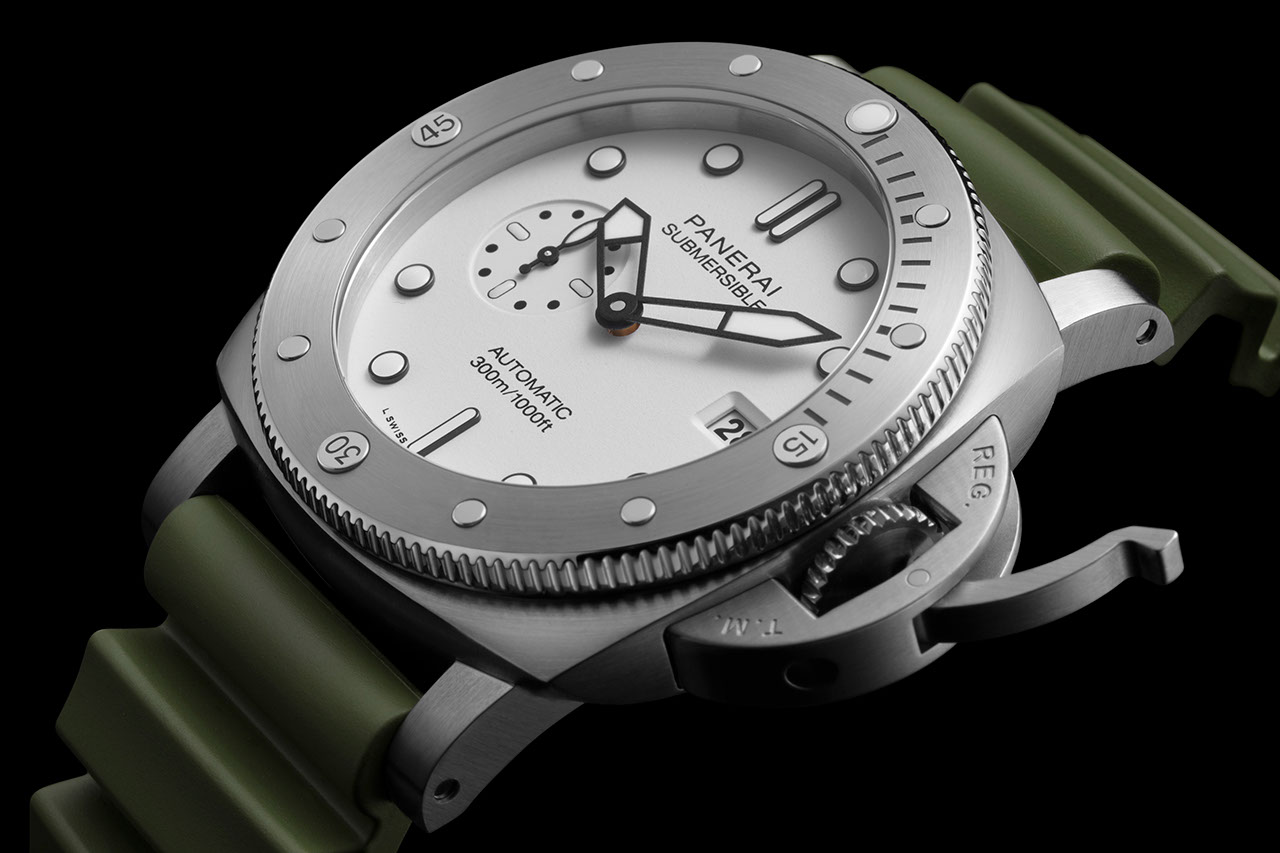 Submersible QuarantaQuattro - PAM01226