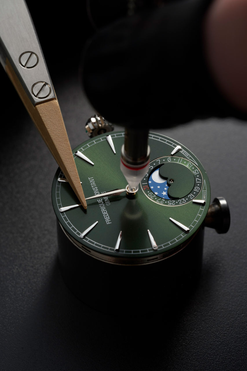 2024_Frederique_Constant_Caliber_716_Workshop_Photo_HD_2.jpg
