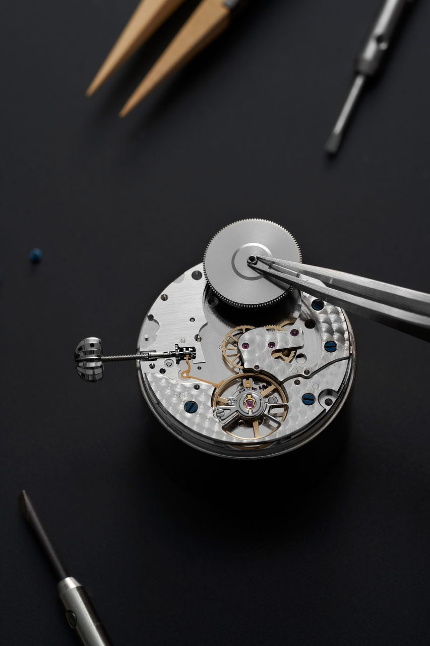 2024_Frederique_Constant_Caliber_716_Workshop_Photo_HD_3.jpg