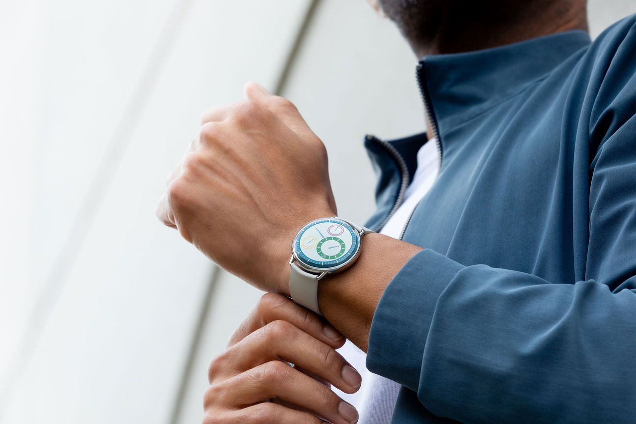 Ressence TYPE 1 Round M - Lifestyle 7.jpg