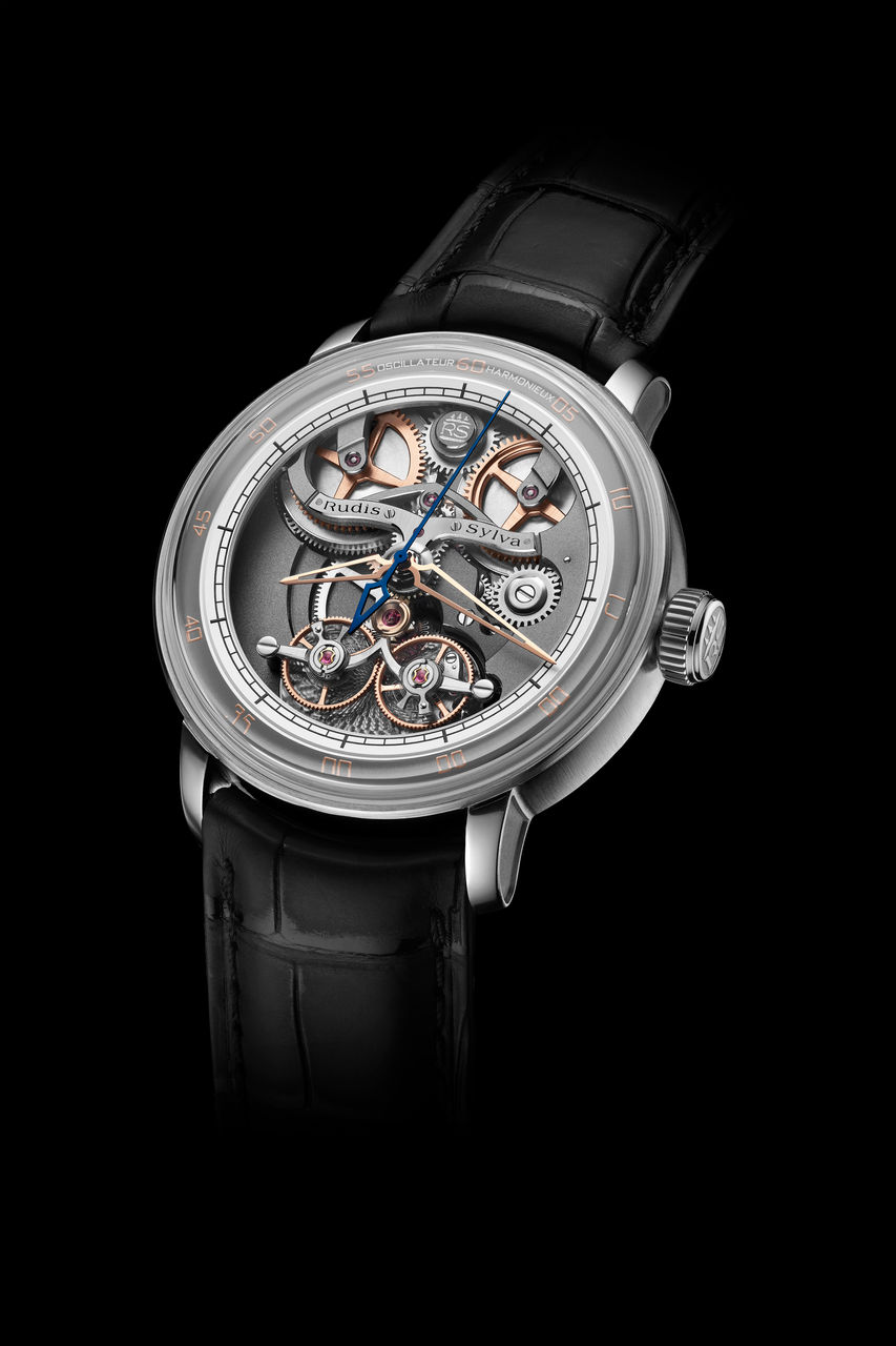RS 23 Harmonious Oscillator Titanium
